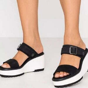 Timberland - Koralyn 2 Band Wedge Sandal - Black/White - Size 10